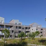 HOUSE PARK logements collectifs et maisons sur le toit ZAC du vallon des garettes à Orvault pour ADI par agence MXC ARCHITECTES à Nantes - architecture métal loggias - insertion environnement