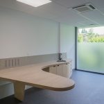 santé médecins bureaux soins consultations patients saint-nazaire restructuration bois aménagement intérieur courbes