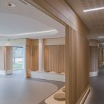 santé médecins bureaux soins consultations patients saint-nazaire restructuration bois aménagement intérieur courbes