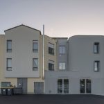 EHPAD la roselière pont-saint-martin maison de retraite extension architecture insertion architecturale façade béton